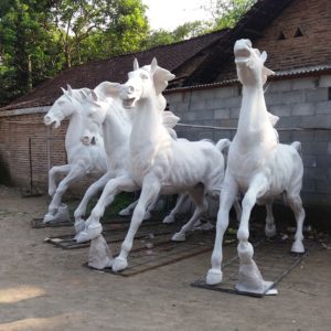 Patung Kuda Berlari Patung Makasar Patung Malang