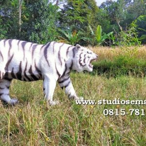 Patung Harimau Putih Patung Macan Putih Cirebon Patung Macan Polisi