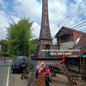 Menara Eiffel Yang Terbuat Dari Baja Jasa Pembuatan Miniatur Kayu Bikin Miniatur Eiffel