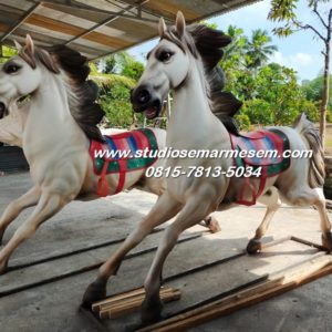 Patung Kuda Cibubur Foto Patung Kuda Harga Patung Kuda Fiber