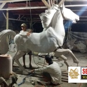 Kelik Studio Semar Mesem Buat Patung Kuda Cara Membuat Kerangka Patung Dari Kawat