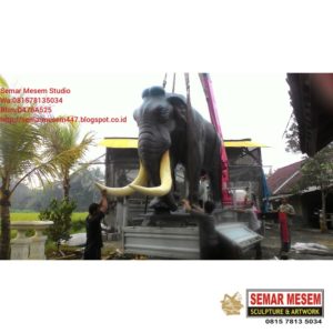 Kelik Studio Semar Mesem Monumen Gajah Karya Seni Rupa Patung