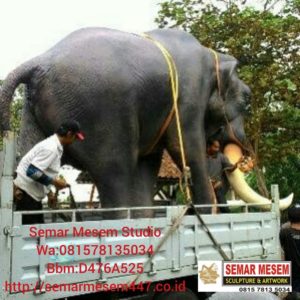 Kelik Studio Semar Mesem Patung Gajah Jumbo Pengrajin Patung Fiber Di Bali