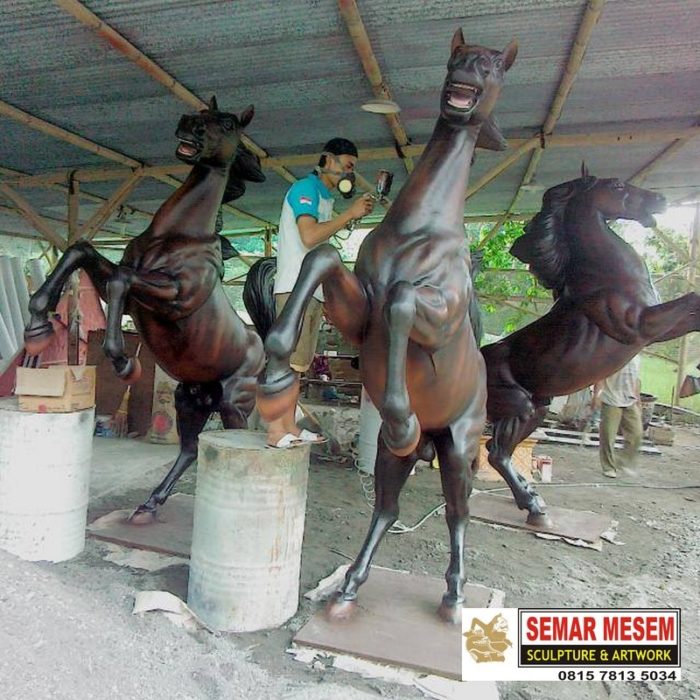 Kelik Studio Semar Mesem Patung Kuda Besar Patung Kuda Bali