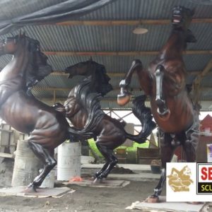 Kelik Studio Semar Mesem Produsen Patung Patung Kuda Cara Buat Patung Dari Fiber