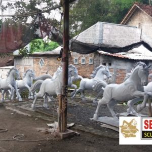 Kelik Studio Semar Mesem Kerajinan Patung Kuda Jual Patung Murah