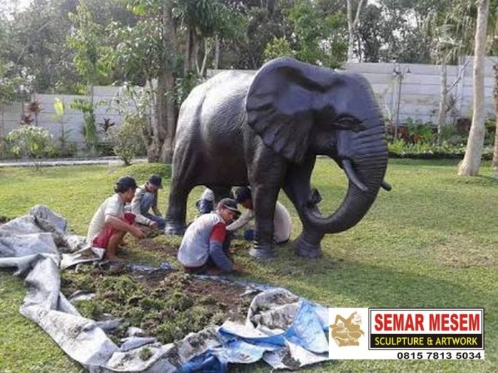 Kelik Studio Semar Mesem Patung Gajah Foto Patung