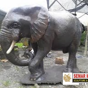 Kelik Studio Semar Mesem Patung Gajah Jumbo Poto Patung