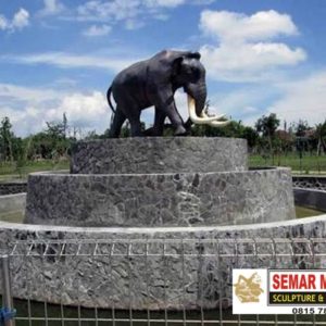 Kelik Studio Semar Mesem Patung Gajah Klaten Patung Patung Di Indonesia