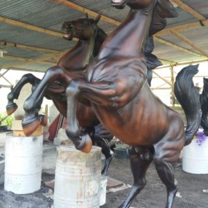 Kelik Studio Semar Mesem Patung Kuda Besar Seni Patung Adalah
