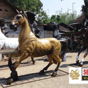 Kelik Studio Semar Mesem Patung Kuda Lari Patung Kuda