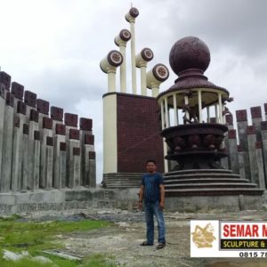 Kelik Studio Semar Mesem Patung Mayong Patung Terbesar Di Indonesia