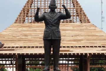 Patung Perunggu Kelikstudio Patung Soekarno