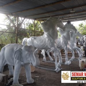 Jasa Pembuatan Patung Di Surabaya Jual Patung Murah
