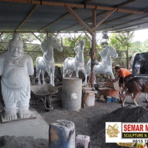 Patung Didi And Friends Murah Jasa Pembuat Patung Di Yogyakarta Patung Fiber Singa