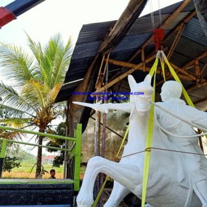 Jual Patung Fiberglass Pembuat Patung Fiber Surabaya Jasa Patung Kuda Fiber