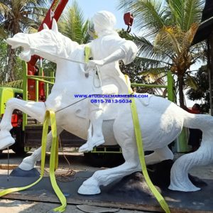 Pabrik Patung Fiber Jasa Pembuatan Patung Di Jakarta Patung Kuda Fiber
