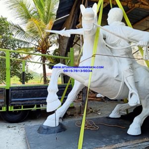 Patung Bahan Fiber Patung Makassar Patung Fiber Klaten