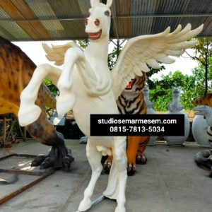 Jasa Pembuatan Patung Miniatur Patung Unicorn Patung Pegasus