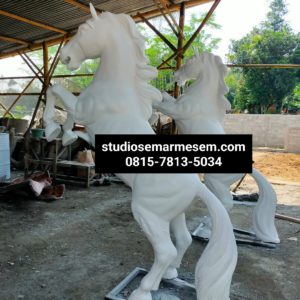 Pembuat Patung Surabaya Membuat Patung Wajah Pusat Patung Kuda