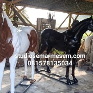 Patung Kuda Magelang Patung Kuda Kencana Patung Kuda Jawa Tengah