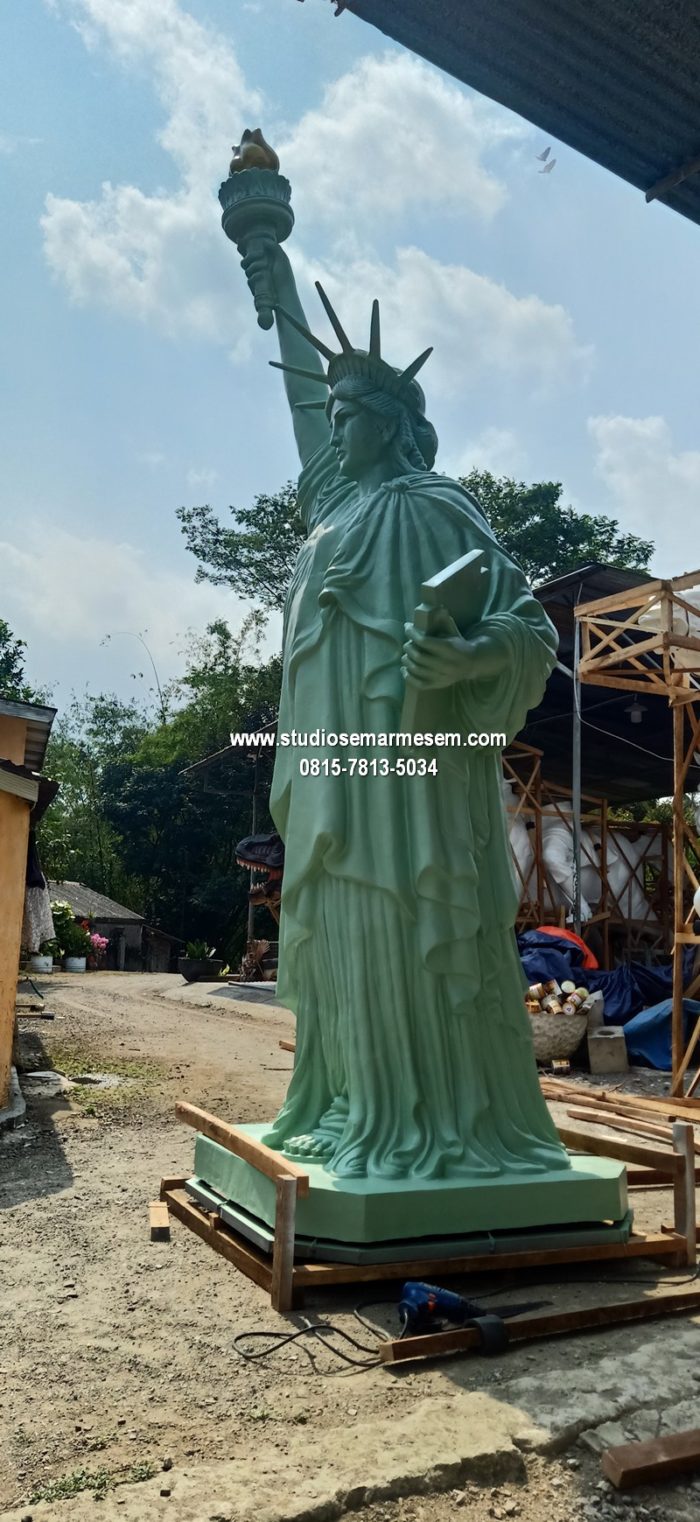 Replika Patung Liberty Patung Fiberglass Patung Resin