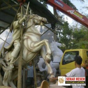 Kelik Studio Semar Mesem Patung Pangeran Diponegoro Monumen Dunia