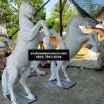 Patung Kuda Putih 0815135034